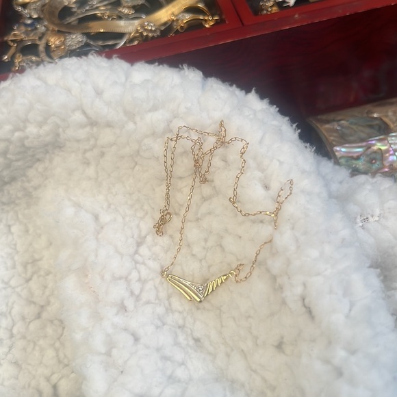 VINTAGE 14K GOLD DIAMOND ACCENT Abstract Fan Design Chain Link Necklace - Picture 2 of 5